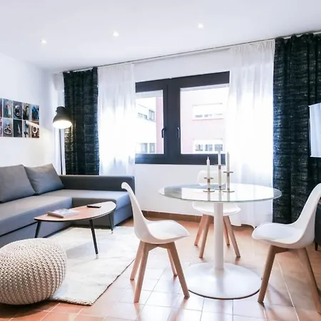 Eiffel Bridge Boutique Daire