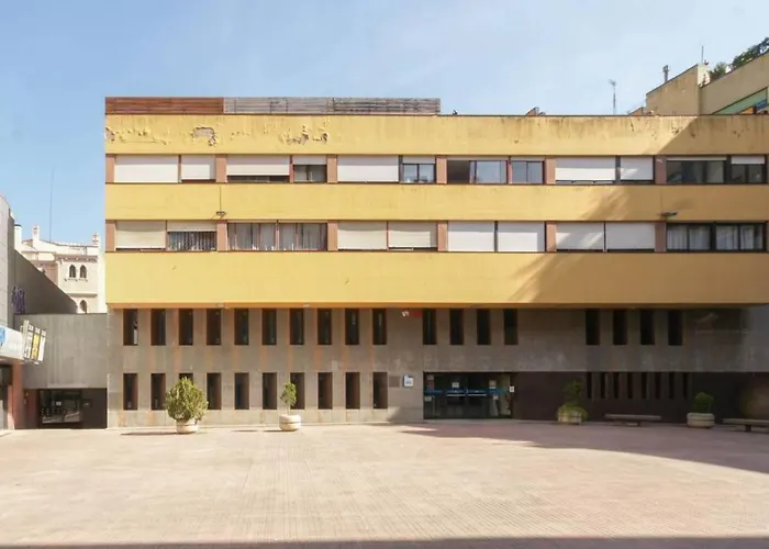 Eiffel Bridge Boutique * Girona