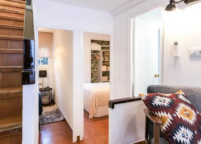 Eiffel Bridge Boutique Girona